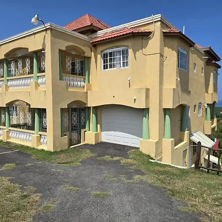 Villa Poinciana House