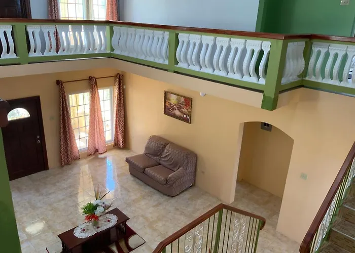 Poinciana House Holiday home *