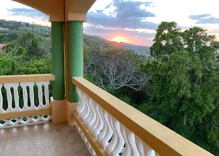 Poinciana House * Montego Bay