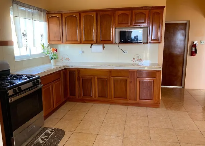 Holiday home Poinciana House